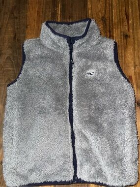 Vineyard Vines Light Gray Sherpa Vest with Navy Trim